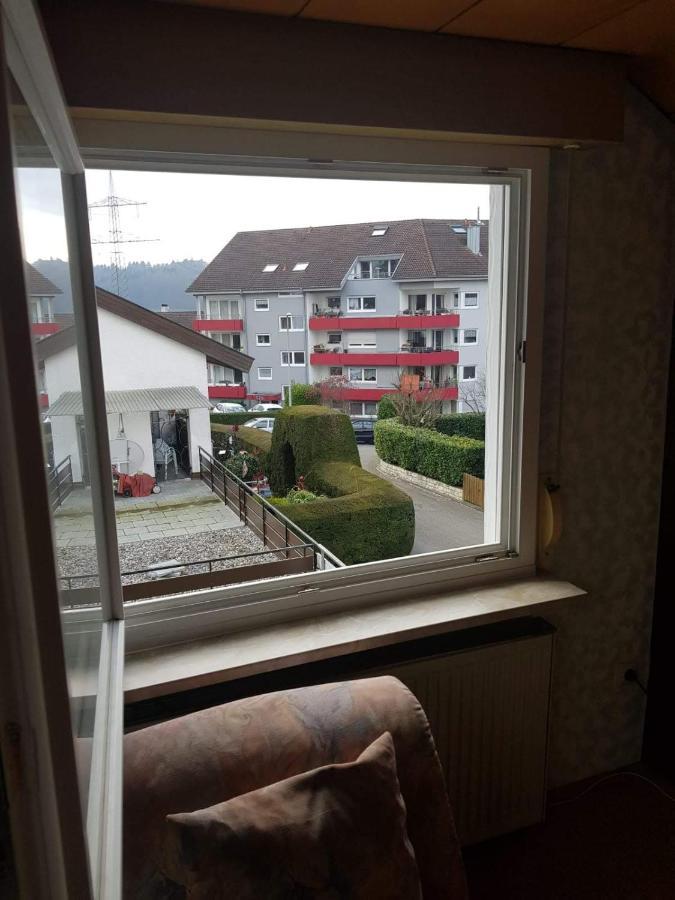 Sonnige Ruhige Dachzimmer Inkl Wifi Plus Kaffee Mit Wg Dusche Und Neuer Kueche レラハ エクステリア 写真